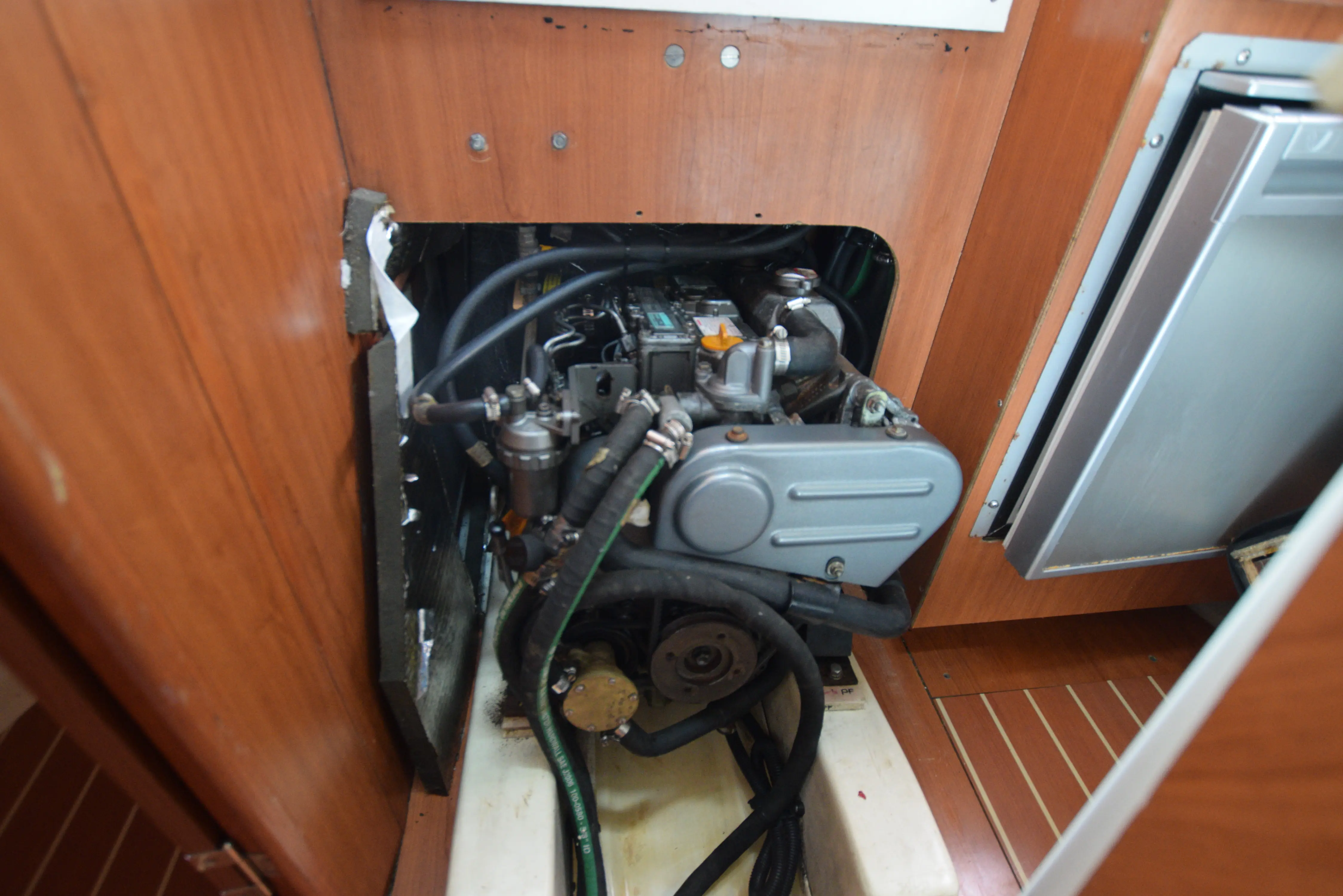 2008 Legend 33 - bilge keel