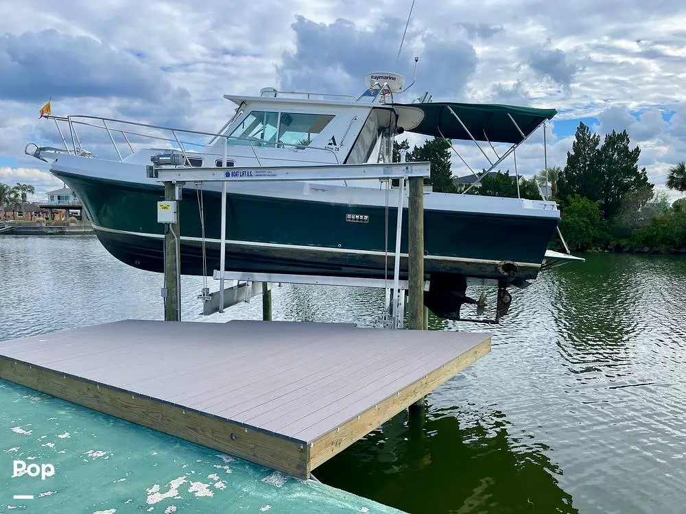 2007 Albin 28 tournament express flush deck