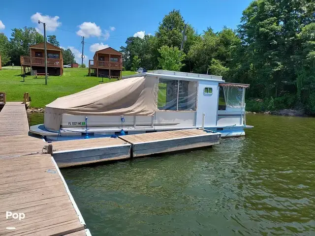 Sun Tracker Party hut 30 for sale in United States of America for $30,600