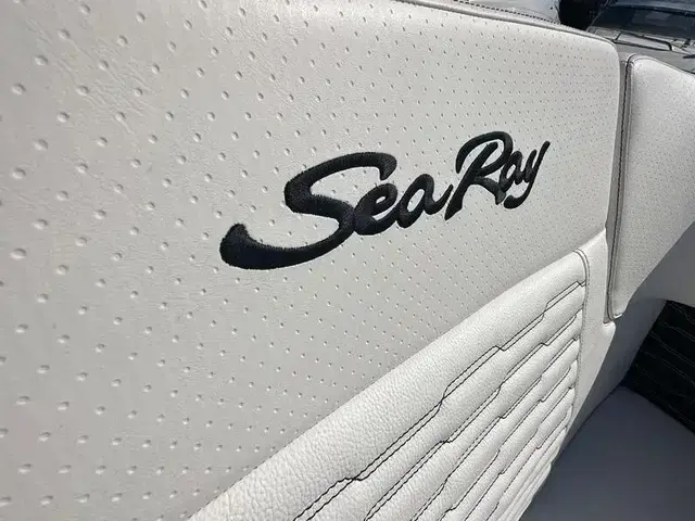 Sea Ray 230 Slx