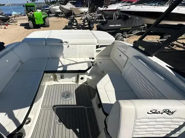 Sea Ray 230 Slx