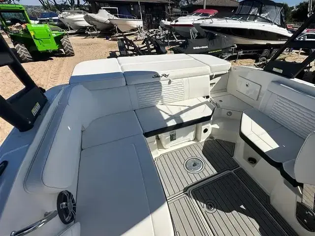 Sea Ray 230 Slx