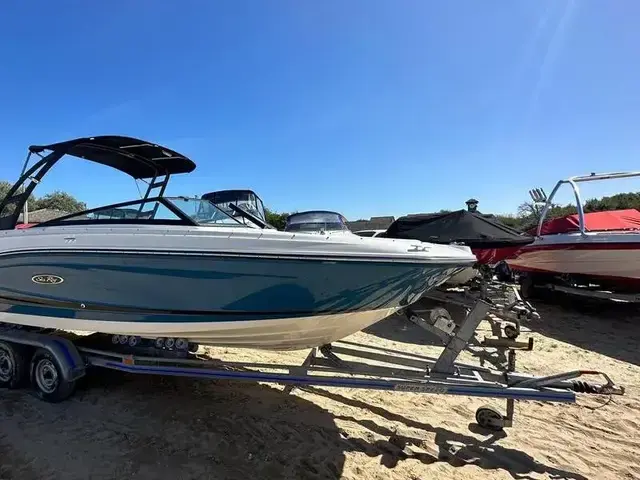 Sea Ray 230 Slx