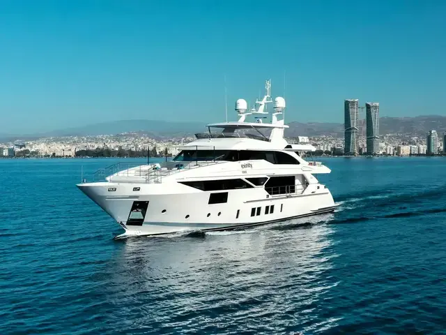 Benetti Fast 125