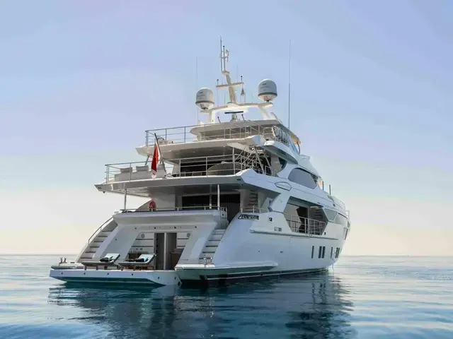 Benetti Fast 125