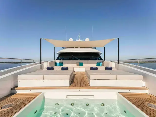 Benetti Fast 125