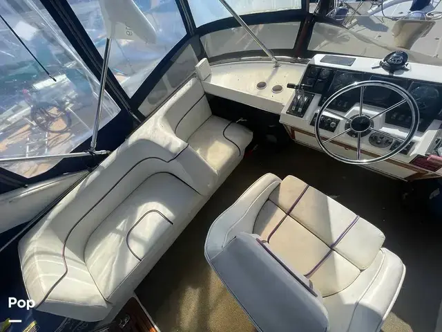 Bayliner 3818