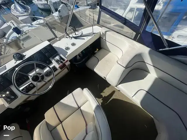 Bayliner 3818