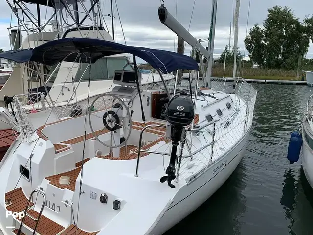 Beneteau Oceanis 300