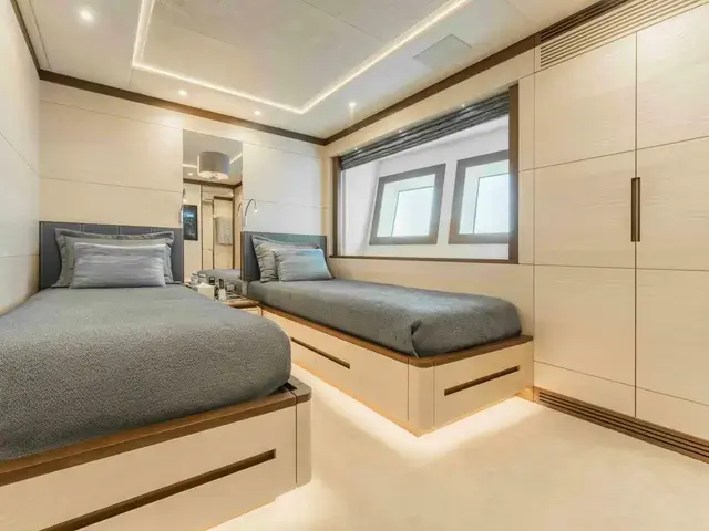 Benetti Fast 125