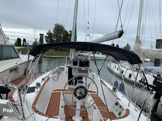 Beneteau Oceanis 300