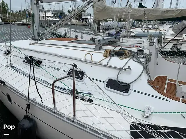 Beneteau Oceanis 300