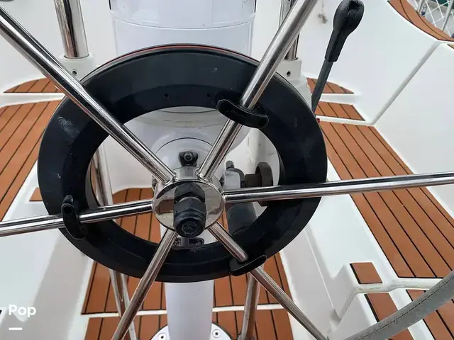 Beneteau Oceanis 300