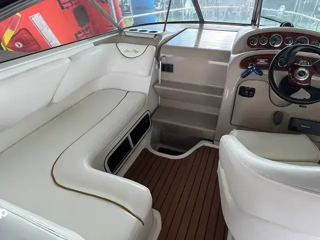 Sea Ray Sundancer 260