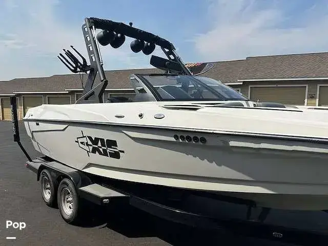 Axis Boats A22