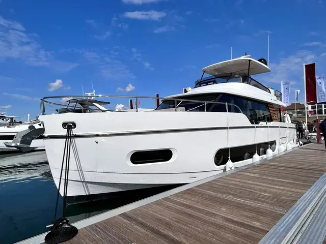 Azimut MAGELLANO 60