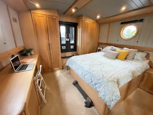 Bespoke Boat Co 60 Widebeam