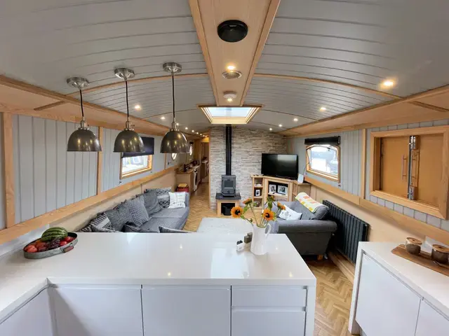 Bespoke Boat Co 60 Widebeam