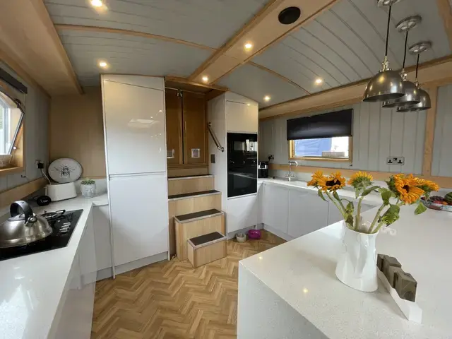 Bespoke Boat Co 60 Widebeam