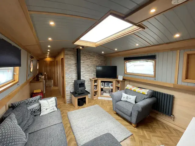 Bespoke Boat Co 60 Widebeam