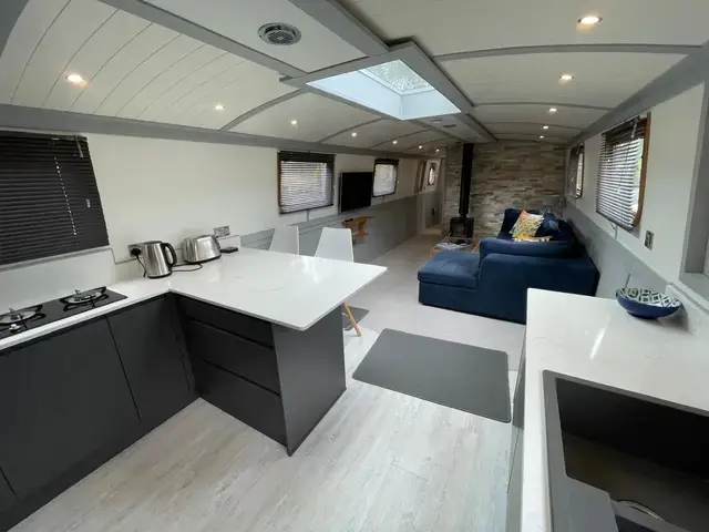 Sail Away Boat Co / Life Style Boats 60 Widebeam