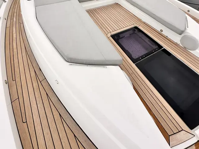 Sunseeker Predator 50