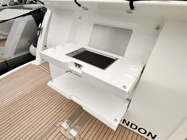 Sunseeker Predator 50