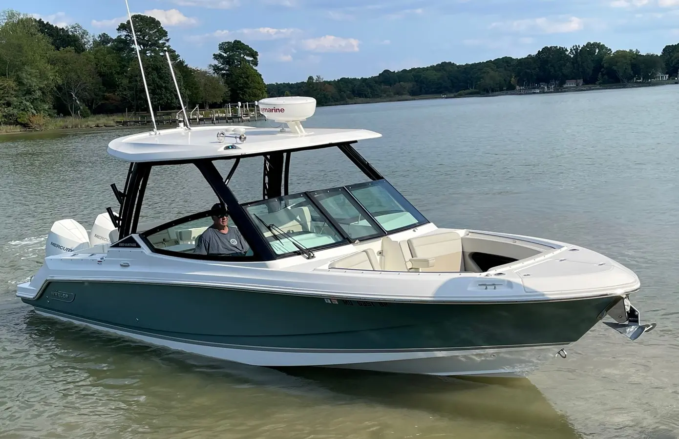 2022 Boston Whaler 280 vantage