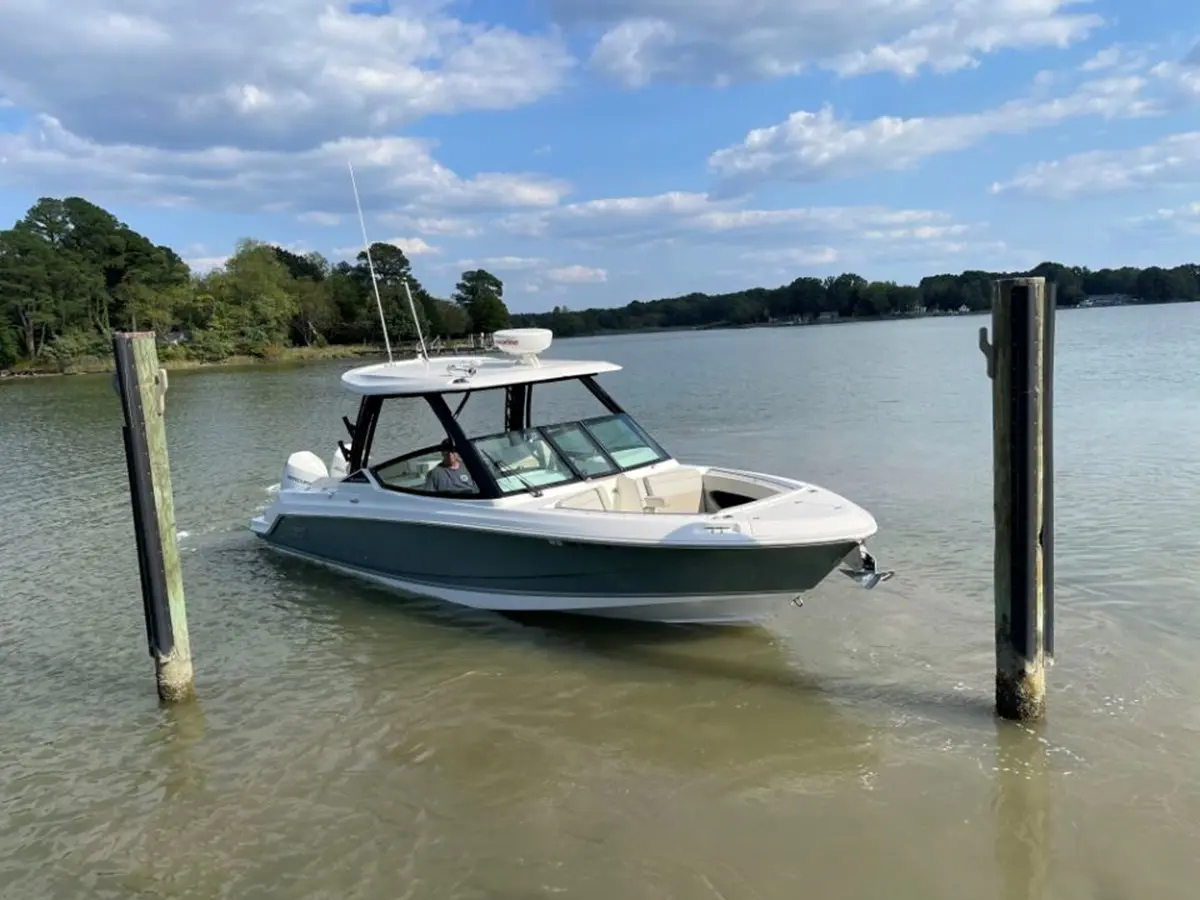 2022 Boston Whaler 280 vantage