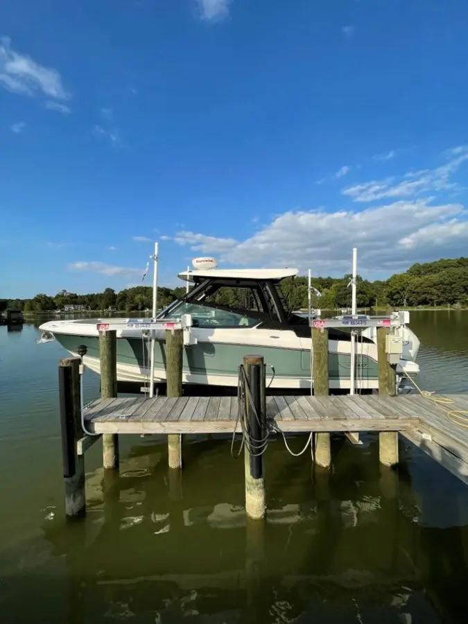 2022 Boston Whaler 280 vantage