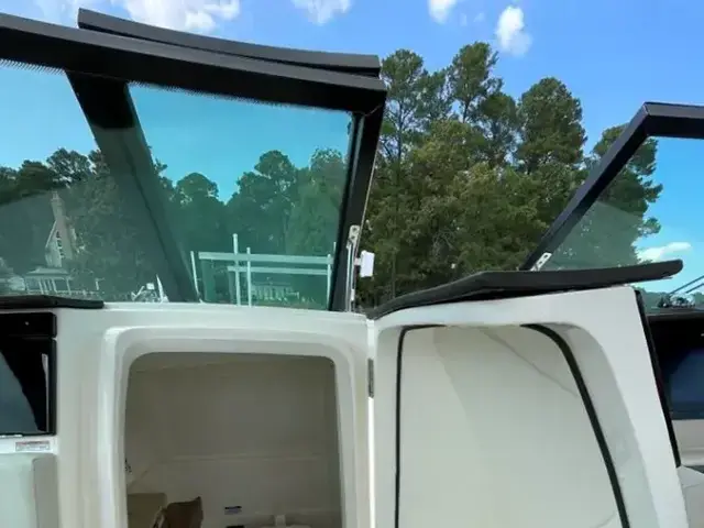 Boston Whaler 280 Vantage