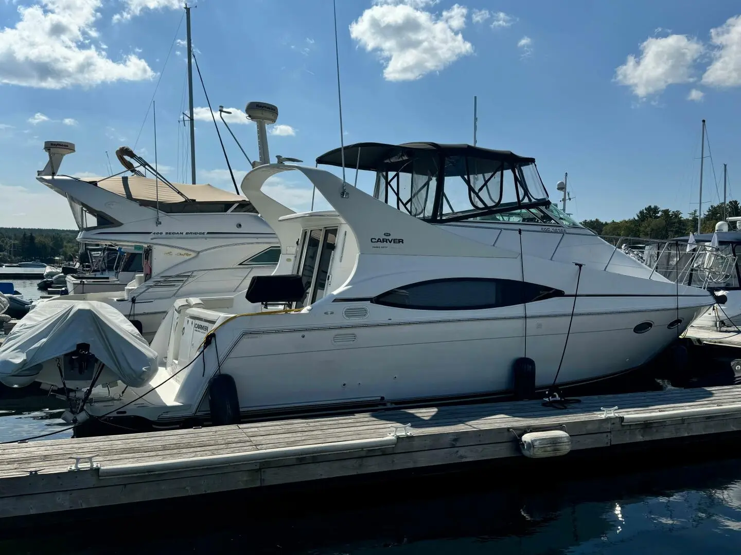 2001 Carver 350 mariner