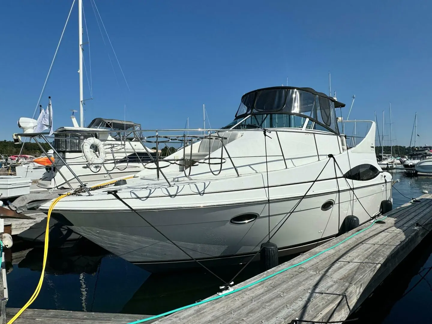 2001 Carver 350 mariner