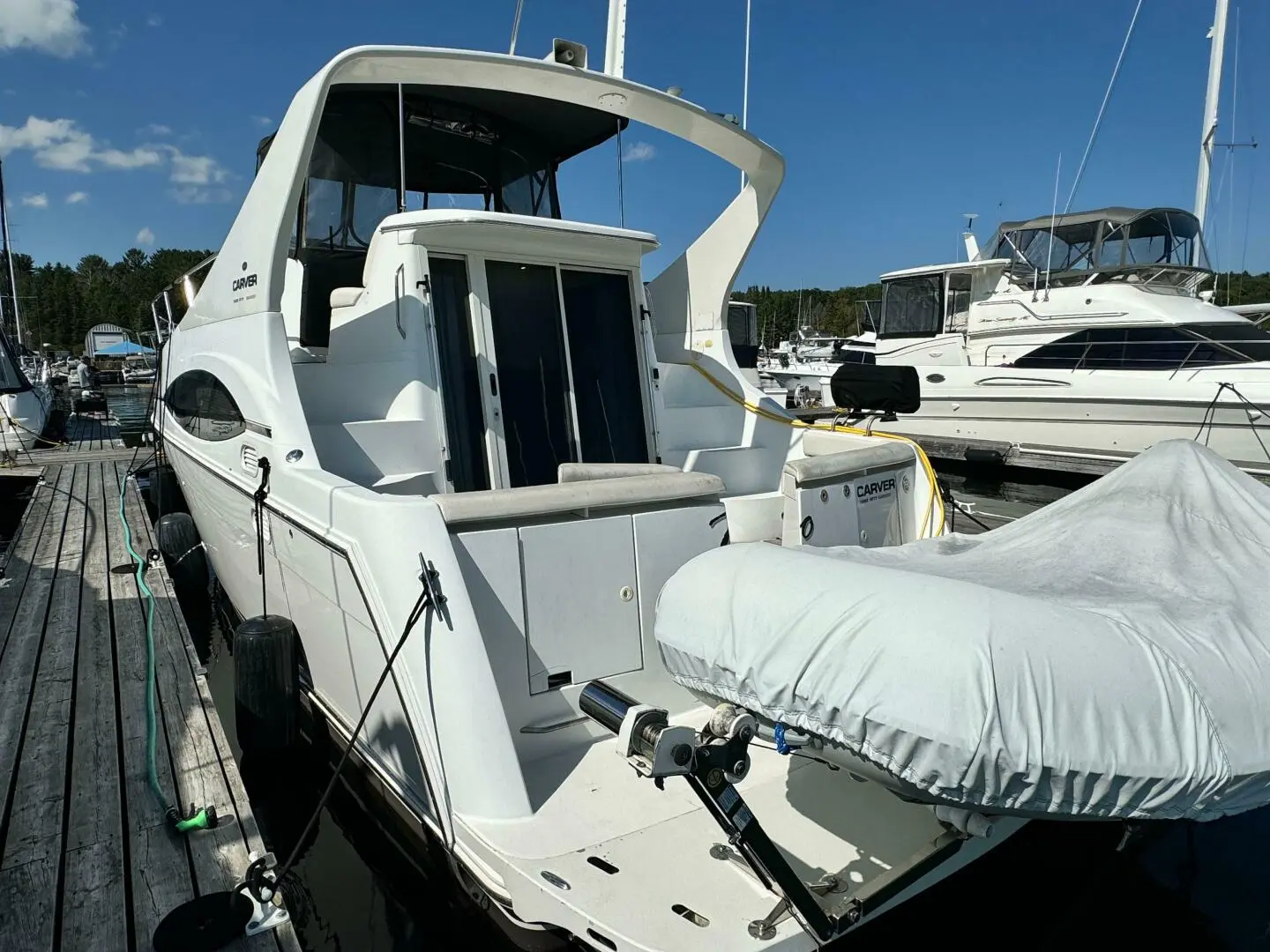 2001 Carver 350 mariner