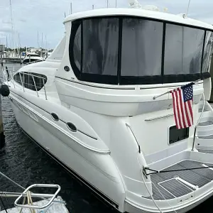 2004 Sea Ray Motor Yacht