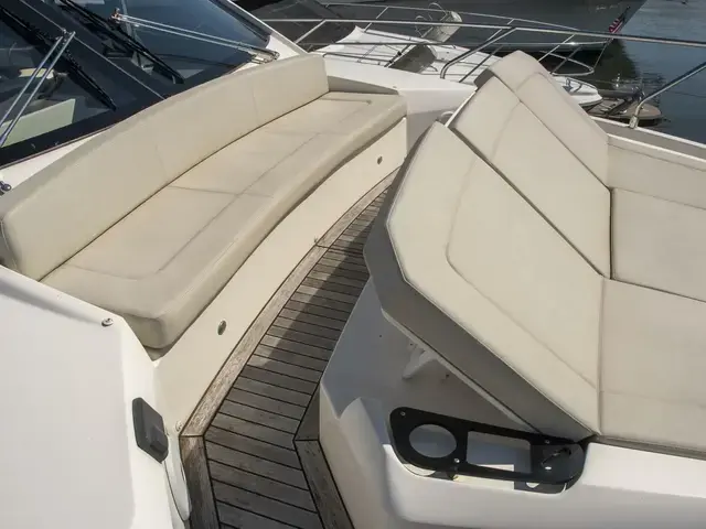 Absolute Flybridge