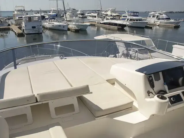 Absolute Flybridge