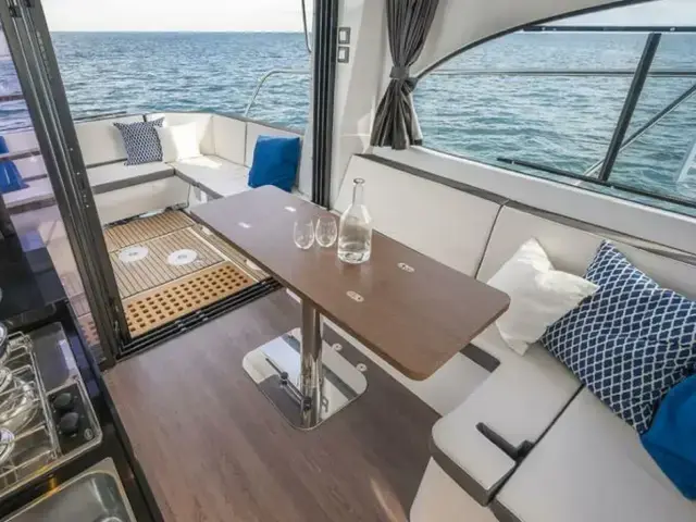 Beneteau Antares 11