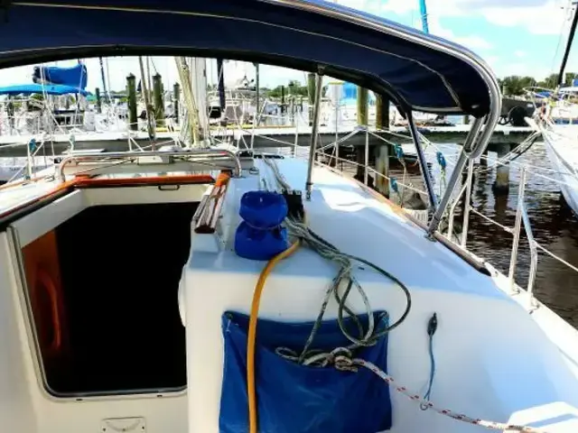 Jeanneau Sun Odyssey 37