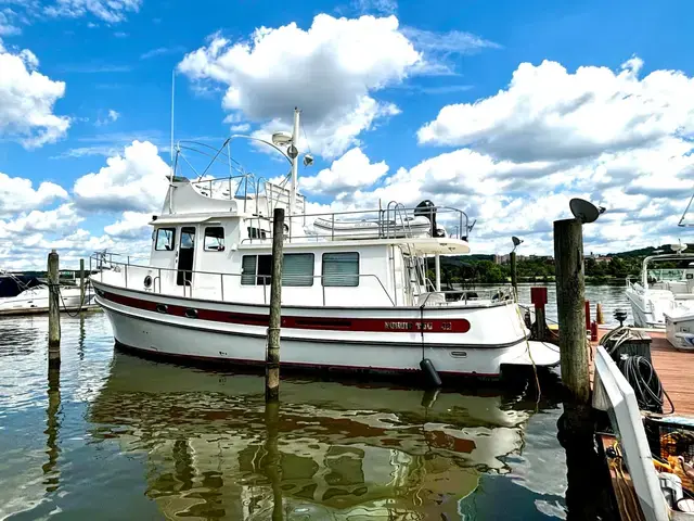 Nordic Tug 42'