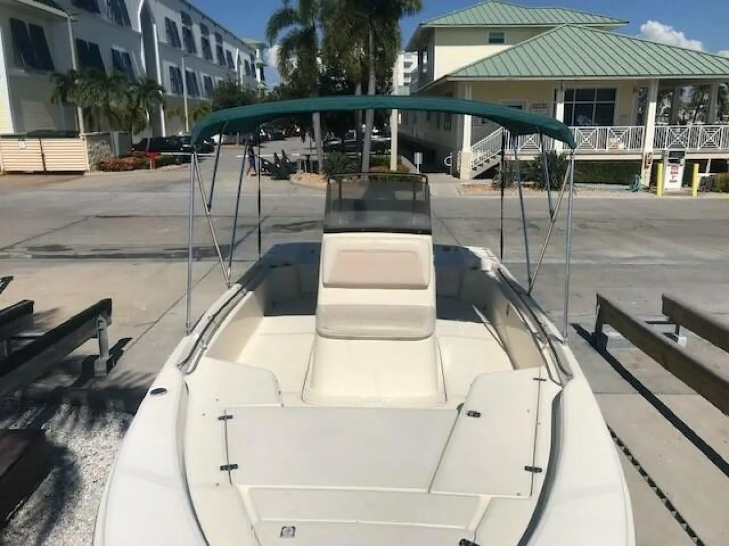 2006 Scout 220 bay