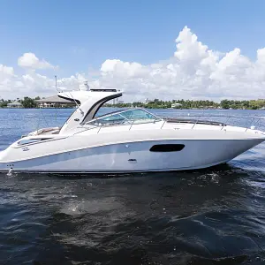 2012 Sea Ray 37'