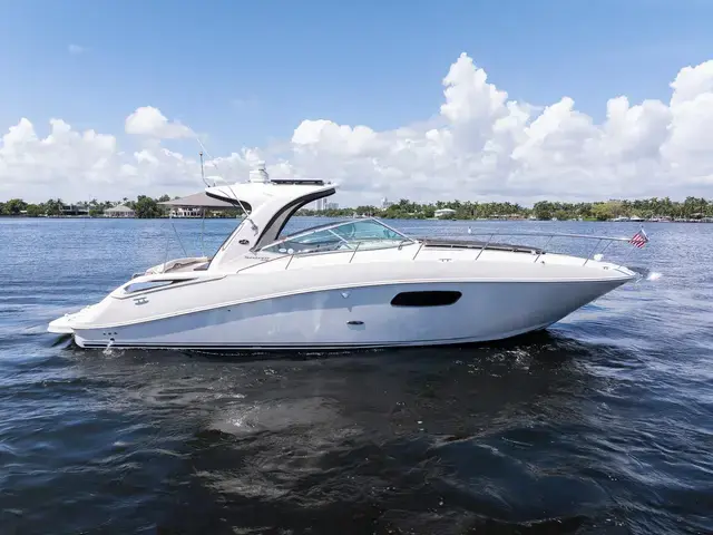 Sea Ray 37'