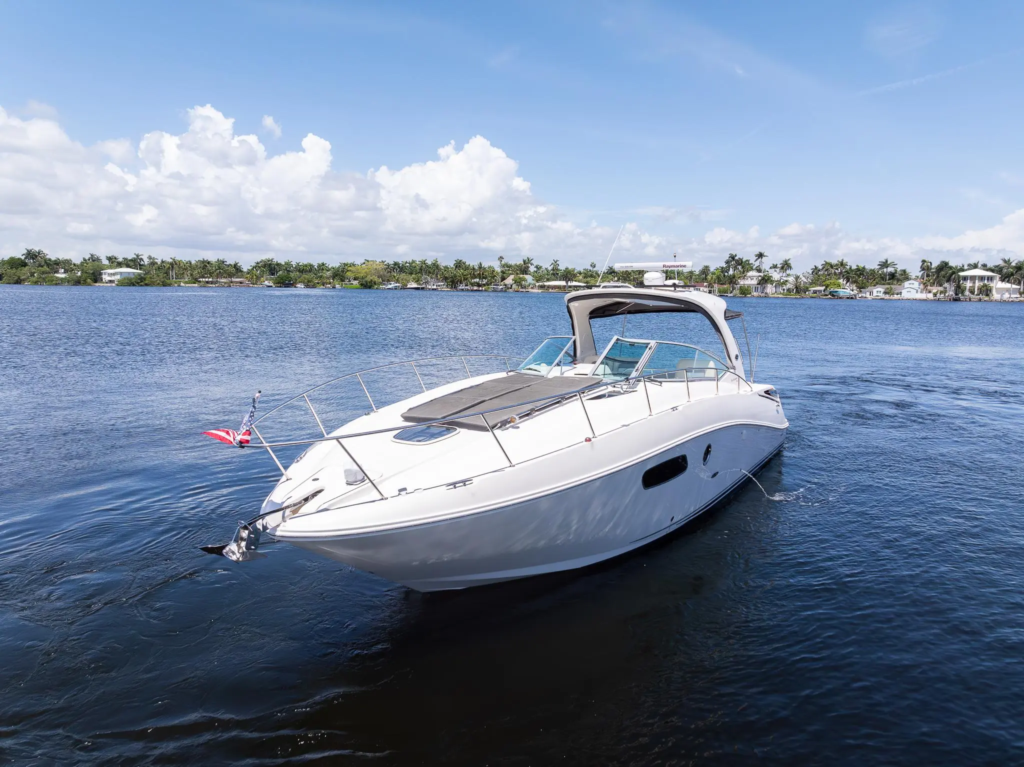 2012 Sea Ray 37'