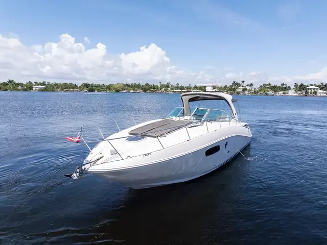 Sea Ray 37'