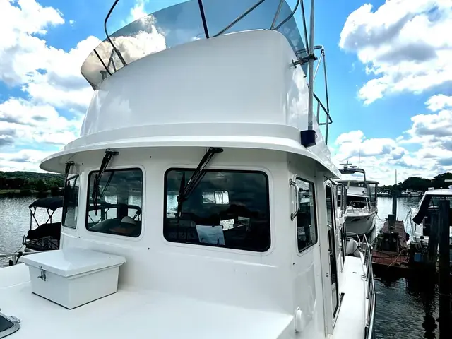 Nordic Tug 42'