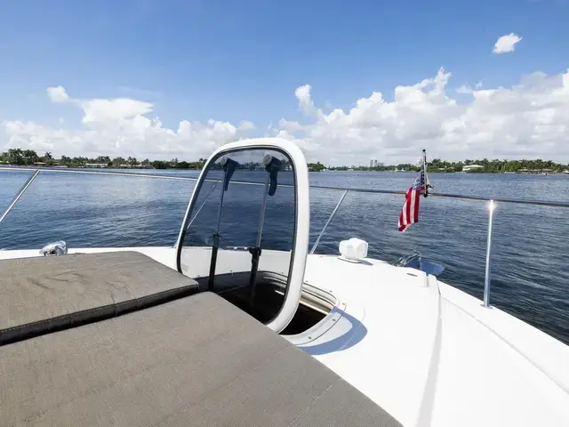 Sea Ray 37'