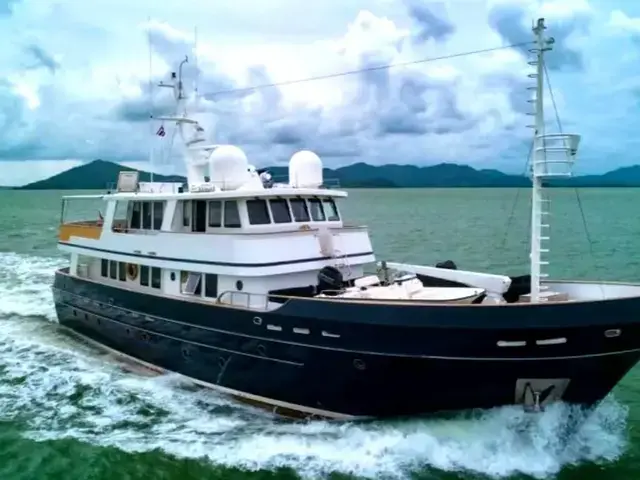 Cheoy Lee Expedition 90ft