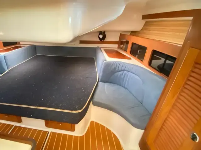 Catalina 380