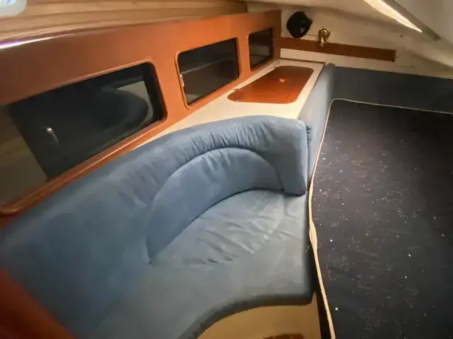 Catalina 380